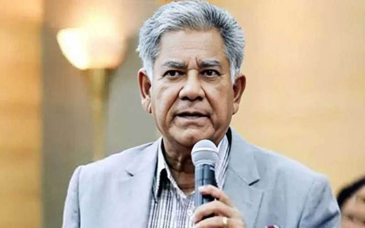 সরকার শহিদ পরিবার ও আহতদের পাশে আছে, থাকবে-শ্রম উপদেষ্টা
